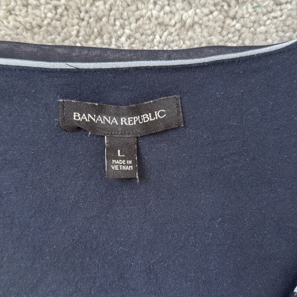 Banana Republic Blue and White Bell Sleeve lined Blouse Size L - Picture 3 of 7